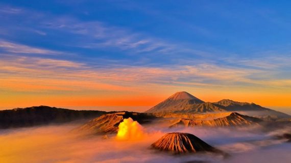 7 Lokasi Matahari Terbit Super Indah