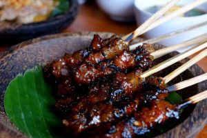 Engga Asik Kalo Gak Nyicipin Sate Maranggi Tasikmalaya